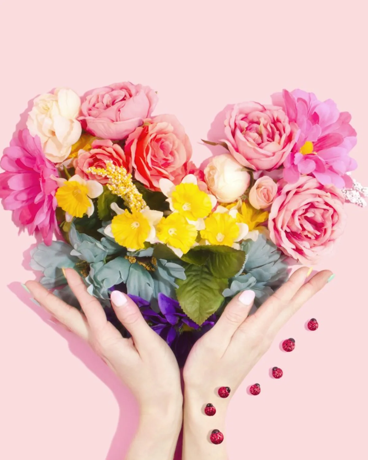 Buket bunga warna pastel dari Floravanza